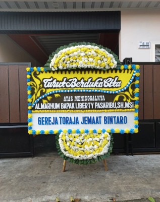 Papan Bunga Duka di Way Dadi